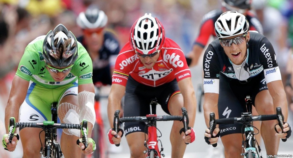 Итальянский велогонщик Маттео Трентин выиграл десятый этап "Вуэльты Испании"