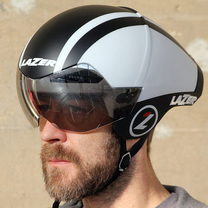 Аэродинамический велосипедный шлем