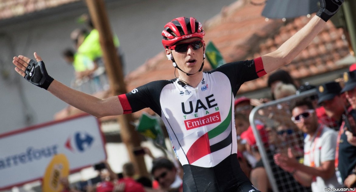 Словенский велогонщик Матей Мохорич выиграл десятый этап "Джиро д'Италия"