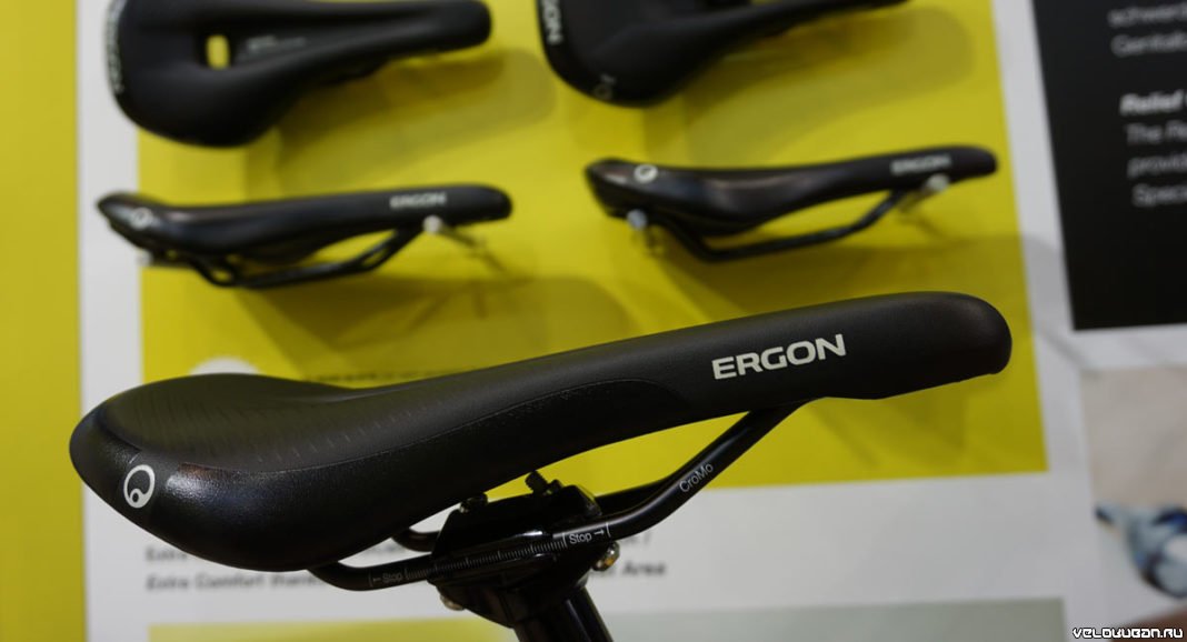 Ergon выпускают новые спортивные вентилируемые мужские сёдла для шоссейных и горных байков.