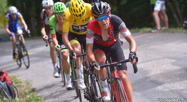 Перелом ключицы и тазовой кости у Ричи Порта после падения на 9-м этапе Тур де Франс-2017