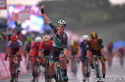 Сэм Беннетт - победитель двенадцатого этапа Джиро д'Италия 2018