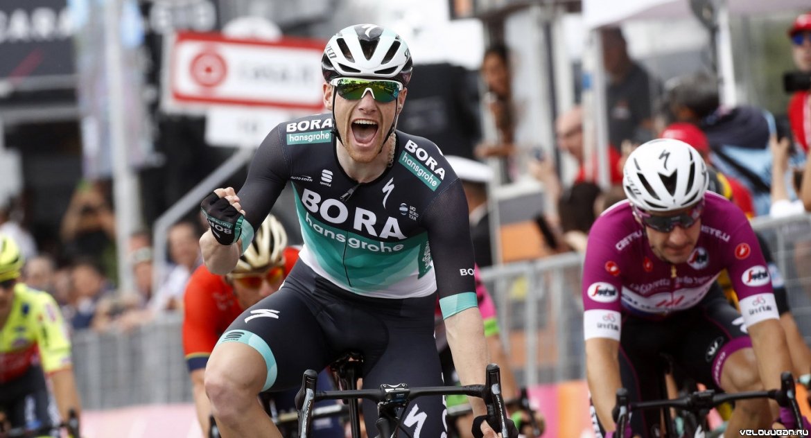 Ирландец Бэннет выиграл 7-й этап веломногодневки "Джиро д'Италия"