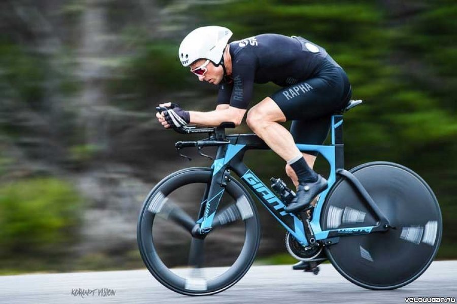 Австралийский велосипедист установил новый мировой рекорд - 894 километра за 24 часа